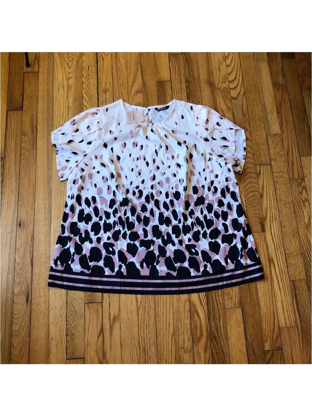 Bloomchic NWT Women's Cream Animal Print Cap Sleeve Blouse Size 18-20